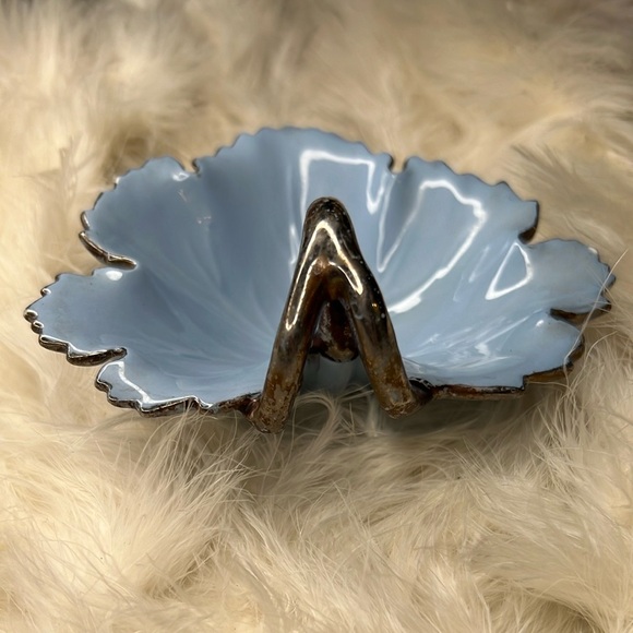 Baby blue Antique Trinket Vintage Ceramic Maple Leaf Jewelry Dish Plate Holder - Picture 5 of 16
